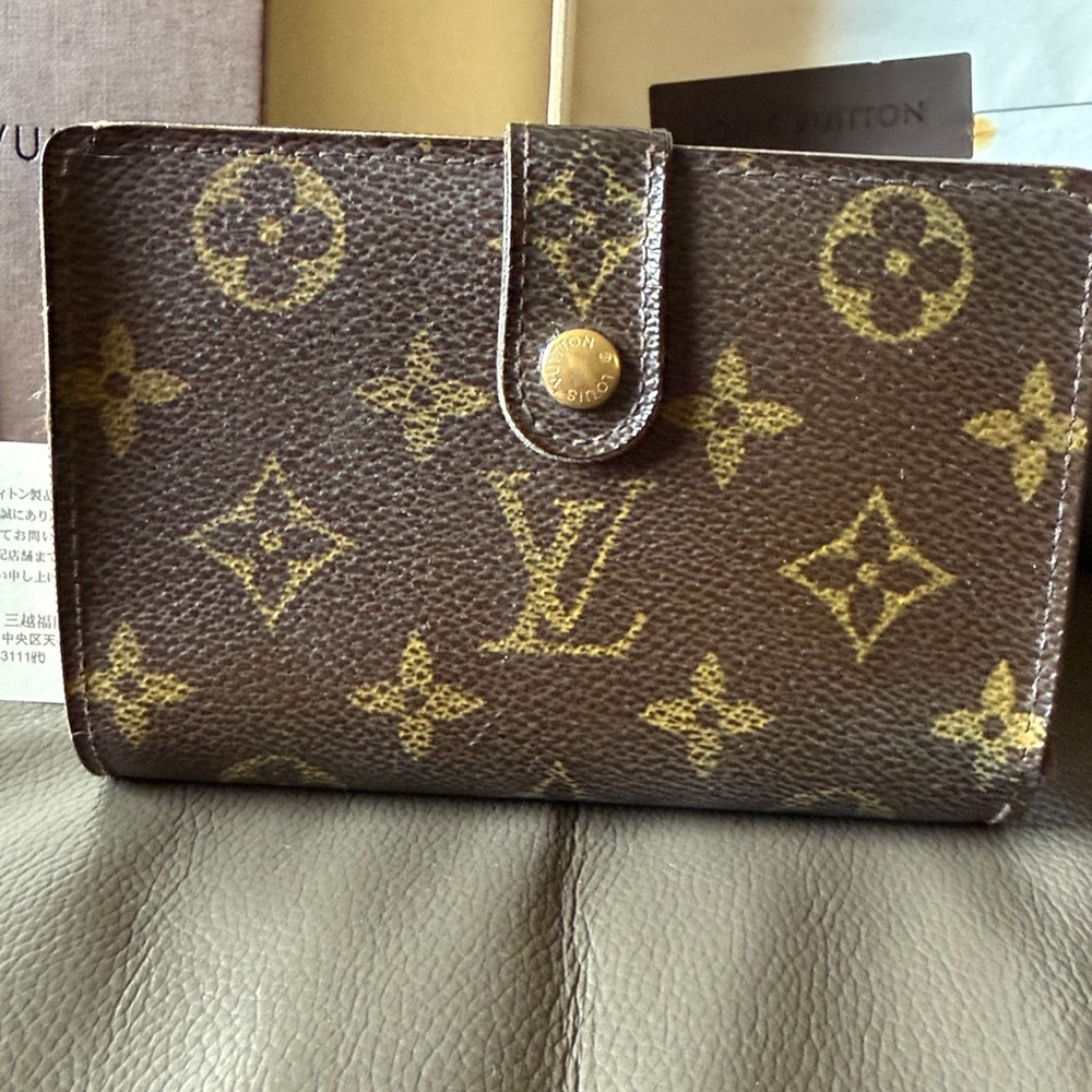 Vintage Louis Vuitton Brown Monogram French Wallet & Card Holder with Box - Picture 2 of 16